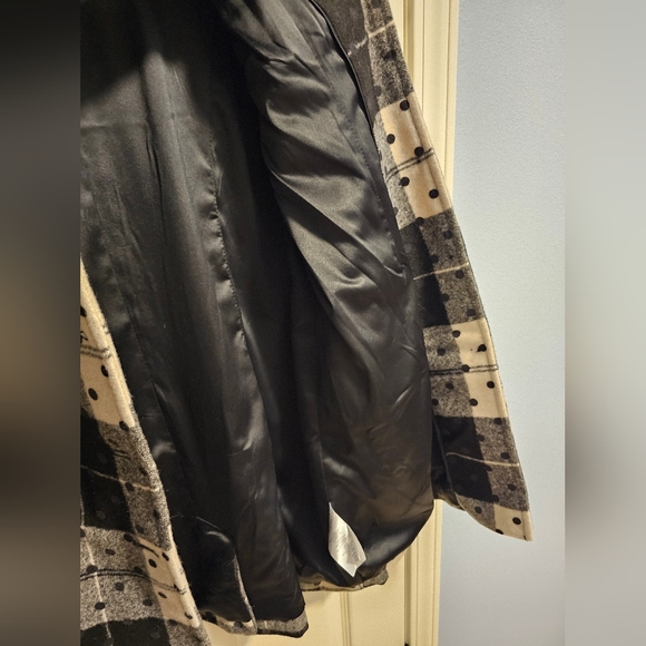 COPY - Isaac Mizrahi Polka-dot Plaid Coat- Size 8 - Picture 11 of 12